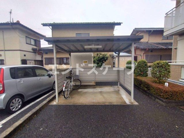 メゾン　アムールの駐車場|高崎、前橋のお部屋探しはエンドスケープまで！お客様の理想お聞かせ下さい♪