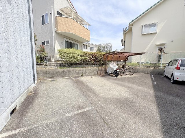 CREA御殿山Aの駐車場|駐車場です