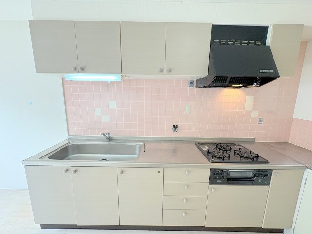 CREA御殿山Aのキッチン|きれいなキッチンです