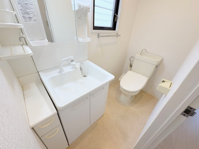 CREA御殿山Aの洗面所|使いやすい洗面所です