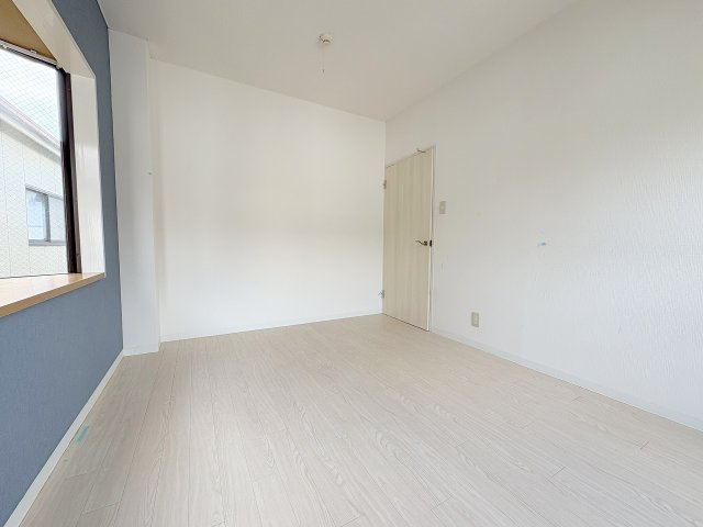 CREA御殿山Aの居間・リビング|ゆったり過ごせる居間です