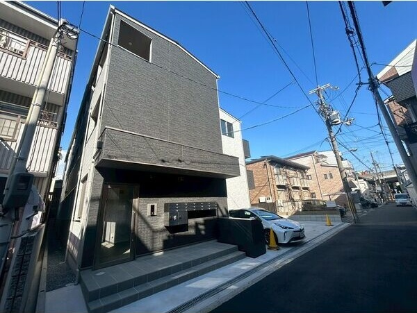 EIJU粉浜駅前の外観