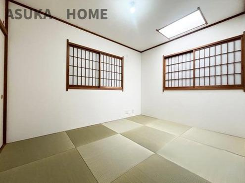 神奈川区松見町の和室|フチなし畳がおしゃれな和室となっております。