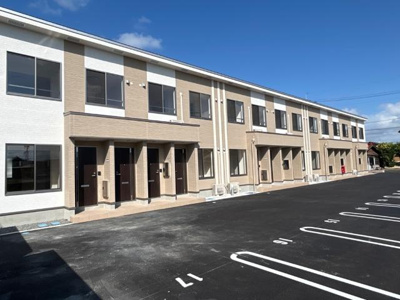 【外観】 | アンジェリーナ | 外観写真（昼）