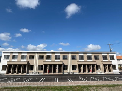 【外観】 | アンジェリーナ | 外観写真（昼）