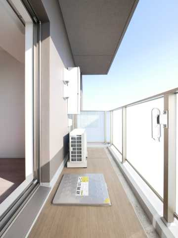 【バルコニー】