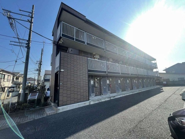 レオパレスグランディール　５の外観