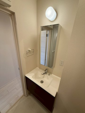 フェリシア梅島のその他|同建物別号室、同仕様内装