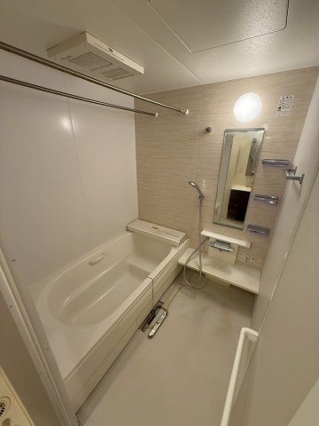 フェリシア梅島の浴室|同建物別号室、同仕様内装