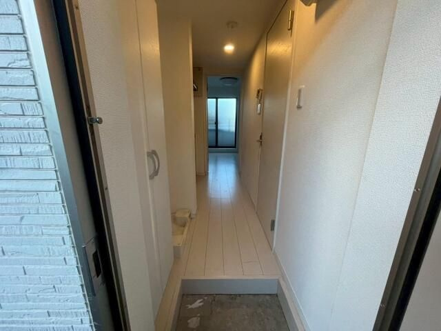 ＧａｒｄｅｎＣｏｕｒｔ西新井の玄関