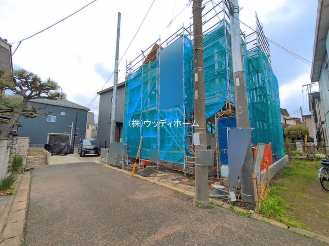 春日部市一ノ割2丁目　新築一戸建ての前面道路含む現地写真