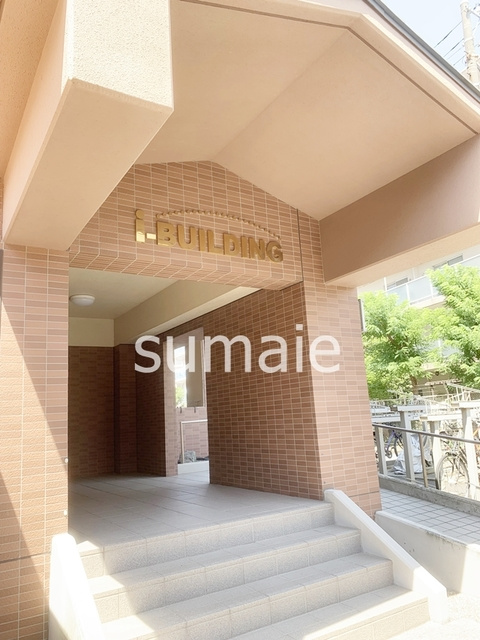 ｉ　ＢＵＩＬＤＩＮＧのロビー