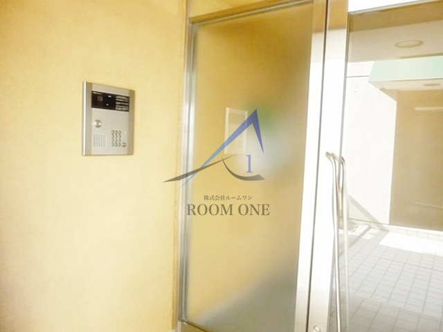 Ｔｗｉｎ　ｃｏｒｅ　ＷＥＳＴのエントランス|エントランスです。