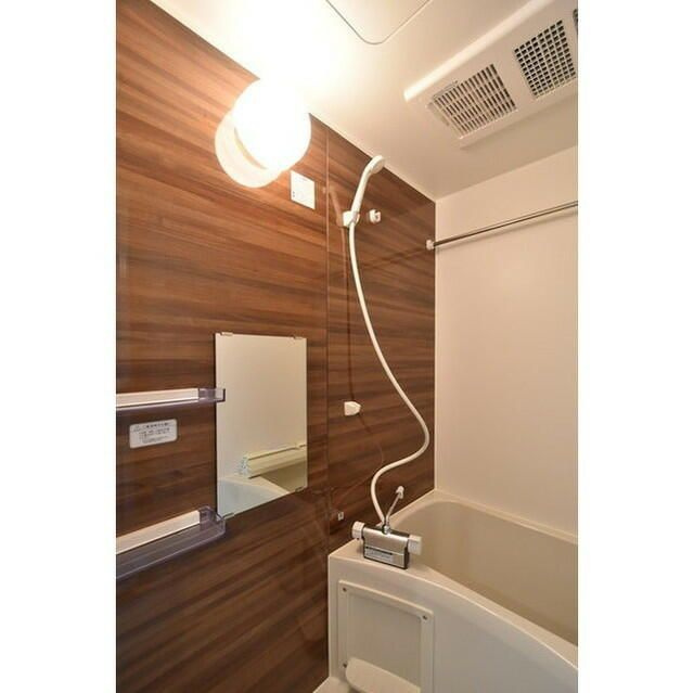 プランドール中浦和の浴室