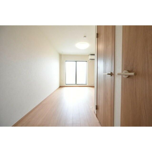 プランドール中浦和の居間・リビング