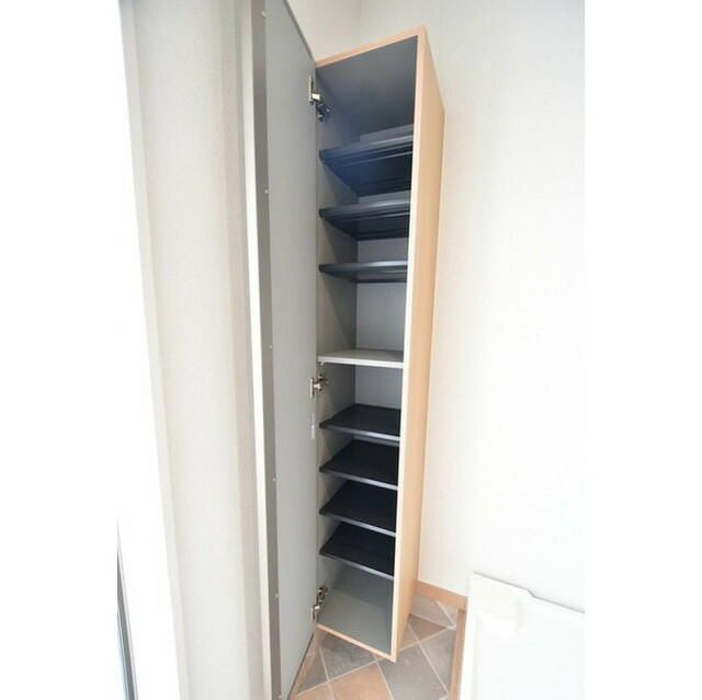 プランドール中浦和の収納