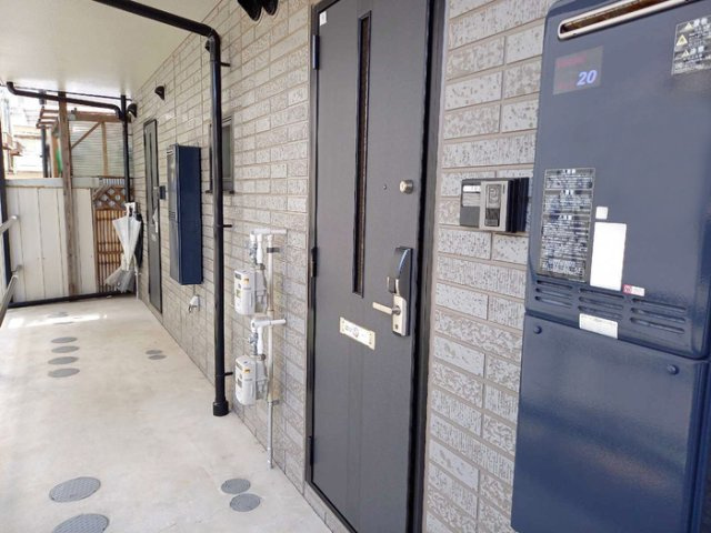 ピノ・ノワールの玄関