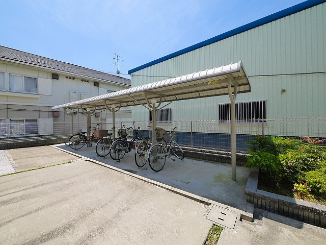 ウィンドミル　ヤマトのその他共用部分|屋根付き駐輪場