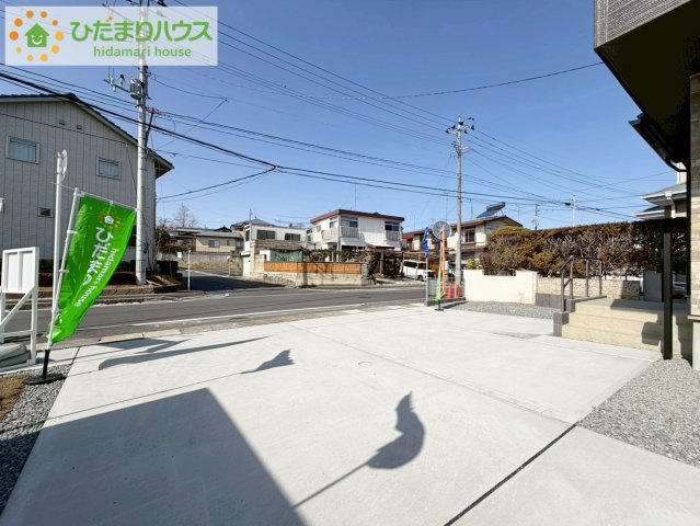 郡山市安積町南長久保二丁目　新築戸建　1号棟の駐車場|ご家族でお車に乗る方に！駐車場3台分あります！