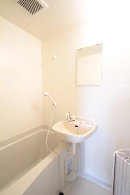 リヴィエール町屋の浴室