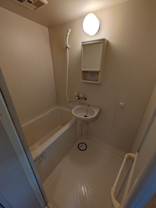 ハイツサンアイの浴室