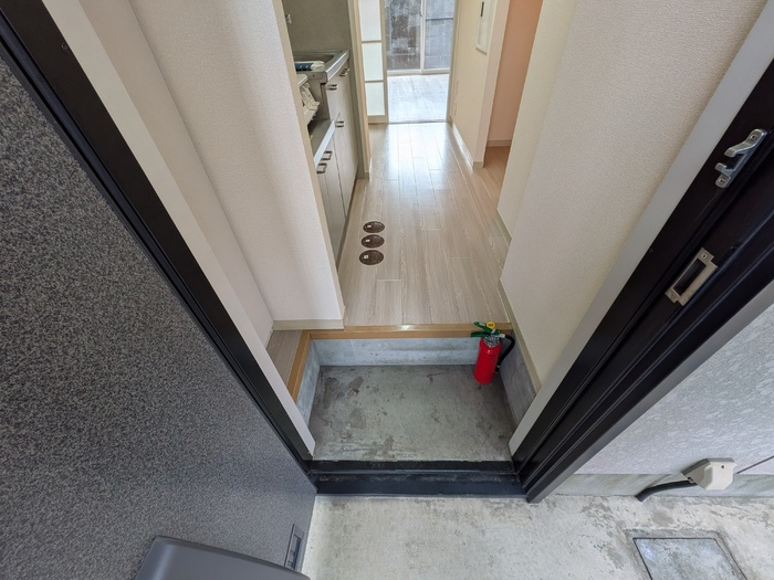 ハイツサンアイの玄関