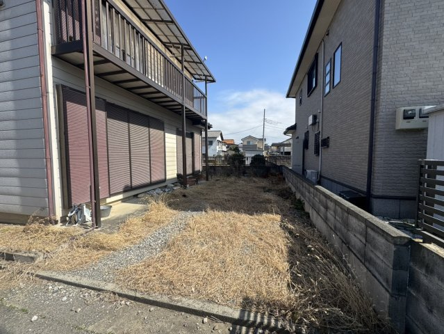 －三丁目不動産-本庄市小島南1丁目　中古戸建の駐車場