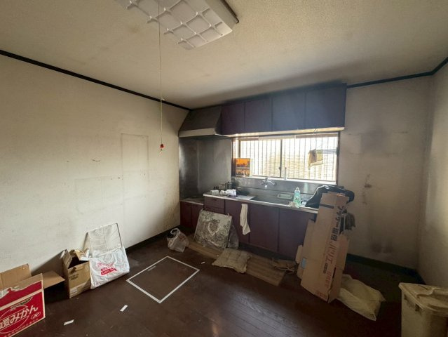 －三丁目不動産-本庄市小島南1丁目　中古戸建のキッチン