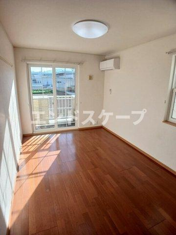 メゾンエスポールⅡ　Ｃの居間・リビング|高崎、前橋のお部屋探しはエンドスケープまで！お客様の理想お聞かせ下さい♪