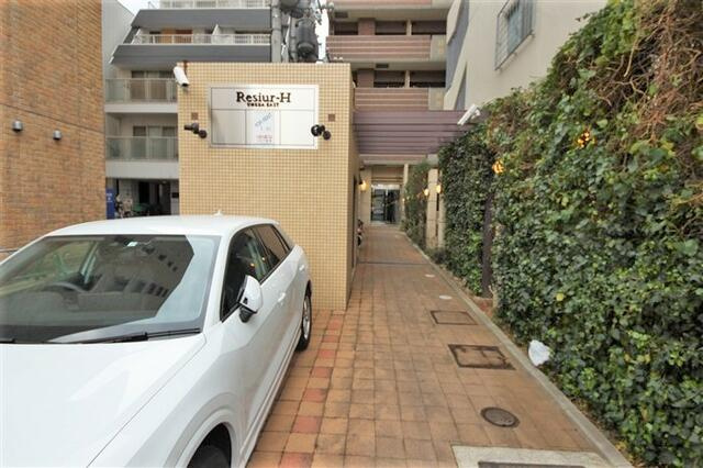 レジュールアッシュ梅田イーストのエントランス