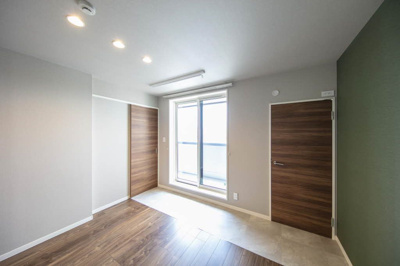 【洋室】 | カーサ・カリダ