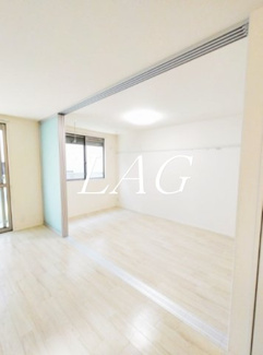 【寝室】 | サニー本太 | 寝室です。