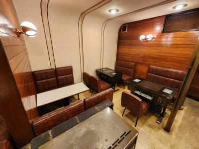 三条会商店街店舗戸建の内装