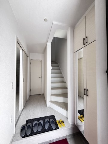 新築戸建　可部東1丁目(No.１／No.４)の玄関