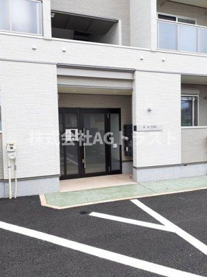 【エントランス】 | イーケータイズ