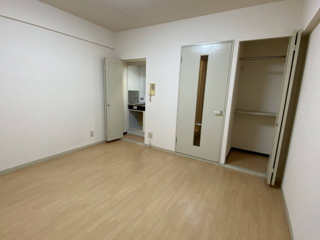 ケイズプレイス光貞台の洋室
