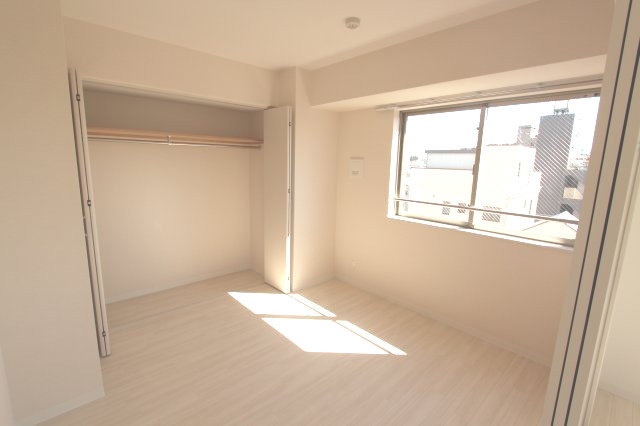 扇橋丸貞ビルの収納