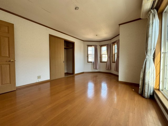 狭山市根岸1丁目中古戸建の洋室