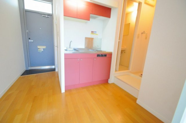 レオパレス鳥戸のキッチン