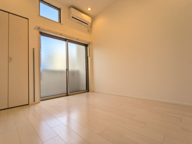 ハーモニーテラス大宝の洋室