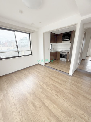 【居間・リビング】 | 石塚マンション | 洋室