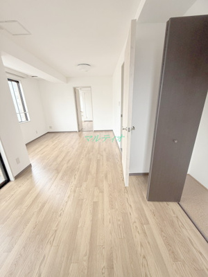 【内装】 | 石塚マンション | 洋室