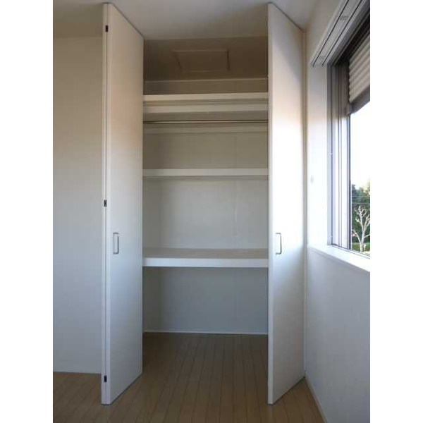 カスティージョＢ棟の収納