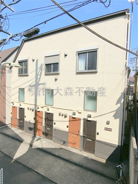 ノイエスト蒲田の外観|2015年1月築　木造地上2階建て総戸数6戸の人気賃貸アパート！
東京都大田区東六郷1丁目　京浜急行本線雑色駅徒歩6分、京急蒲田駅徒歩16分