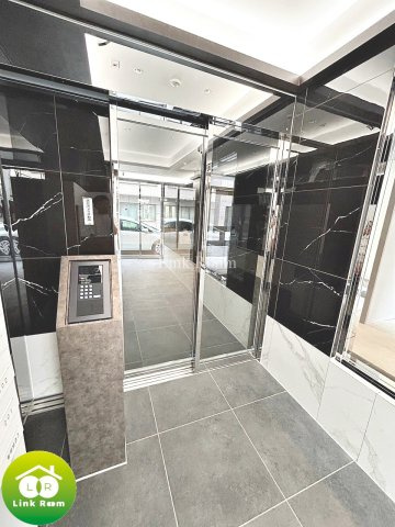 リヴシティ両国五番館のエントランス