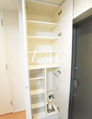 【設備】 | ラ・レジダンス・ド・千駄木 | シューズボックスです。