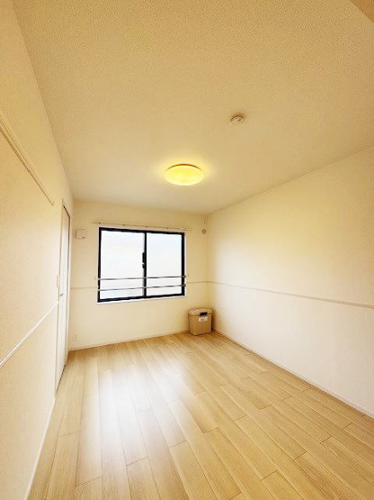 【洋室】 | フローリア