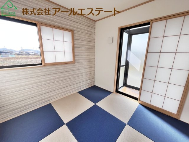 姫路市飾東町庄　　　　中古戸建の和室
