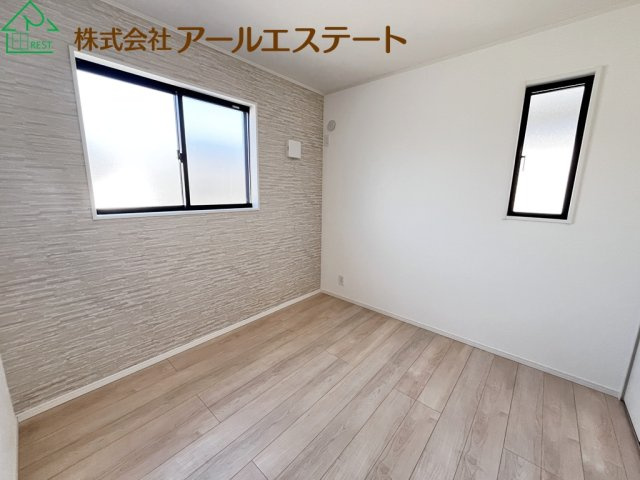 姫路市飾東町庄　　　　中古戸建の子供部屋
