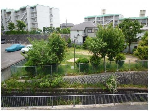 グランドリー高槻の周辺